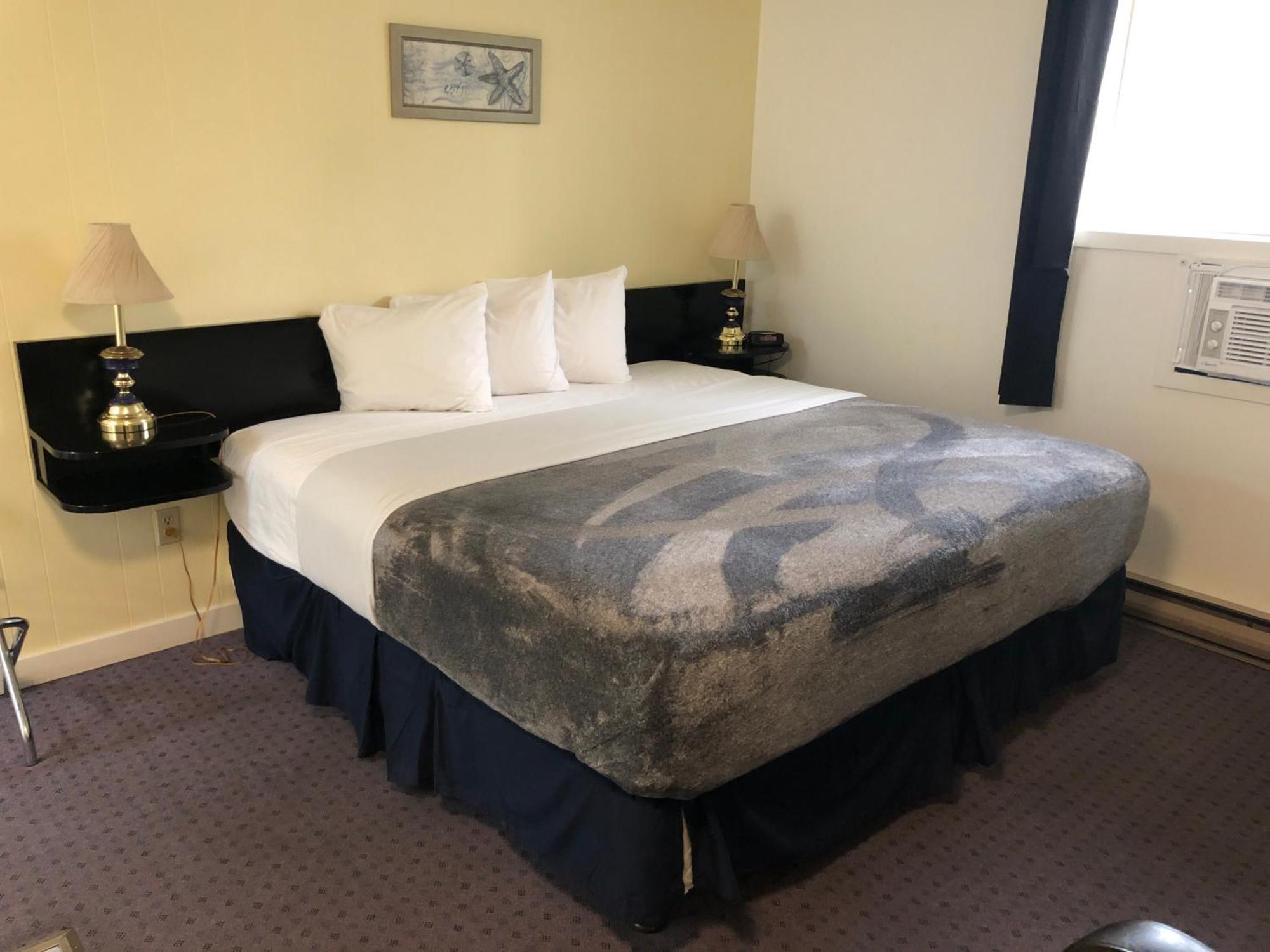 Creston Valley Motel Екстер'єр фото